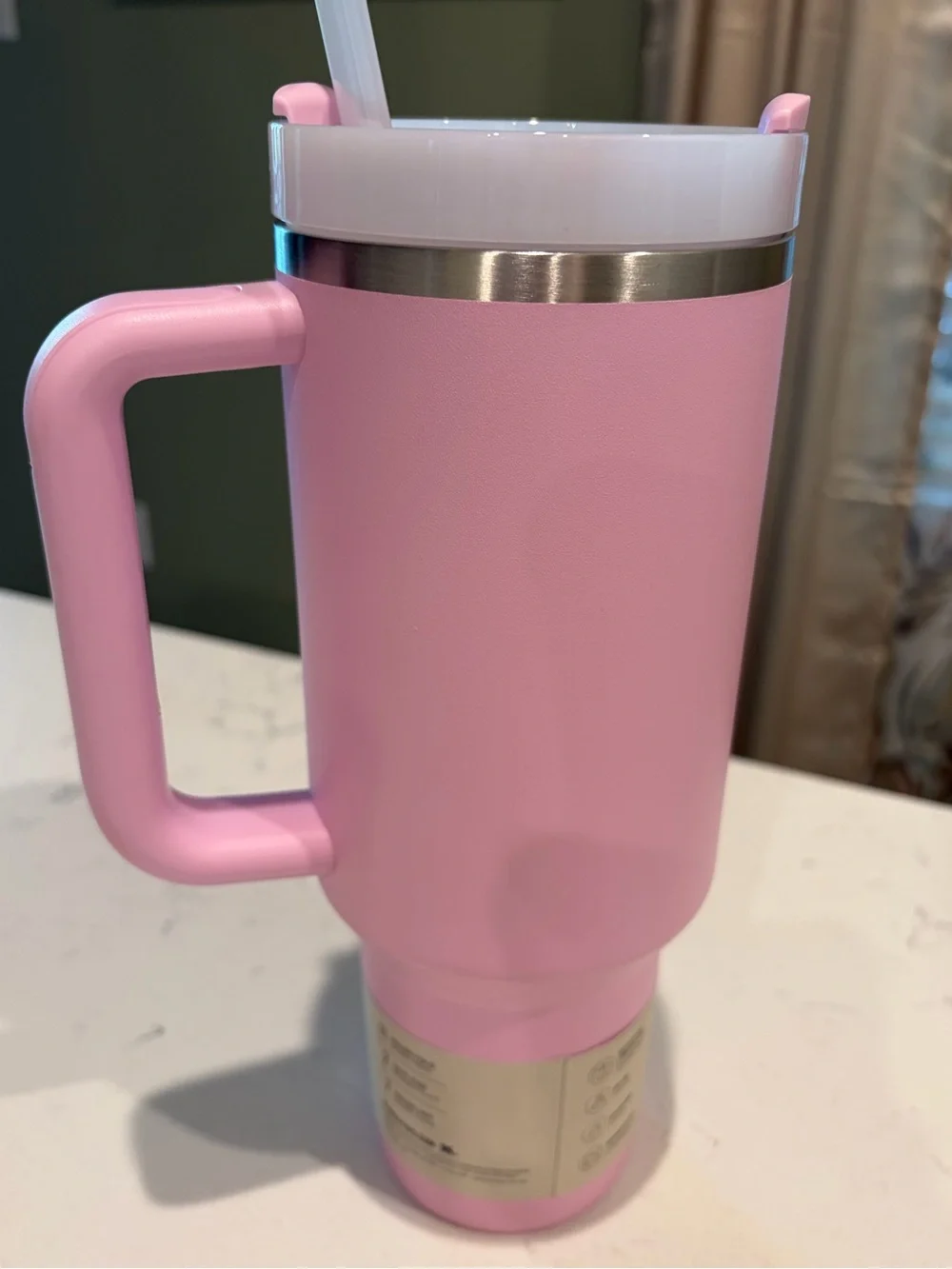 STANLEY QUENCHER TUMBLER H2O IN CHERRY BLOSSOM 40 OZ NWT!